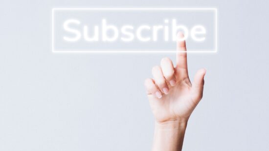 hand-clicking-subscribe-button-social-media (002)